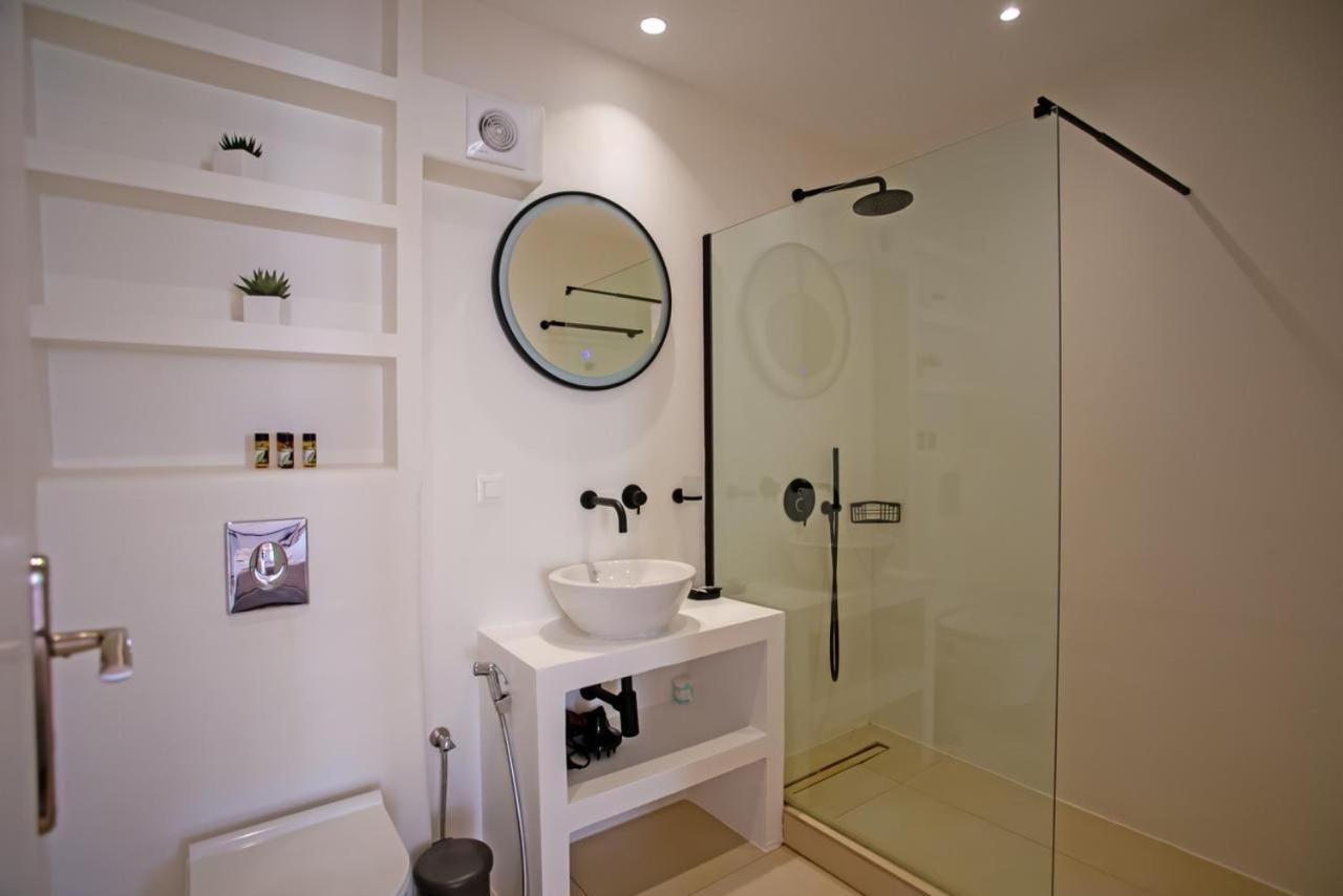 The Lavish Suite Mykonos Town Bagian luar foto